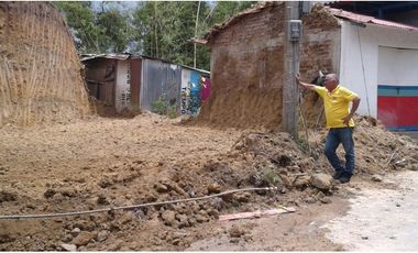 SE VENDE LOTE EN EL MUNICIPIO DE SALENTO