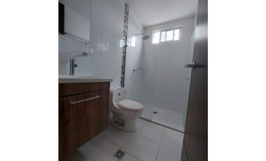 Vendo  Apto B/ La Castellana .