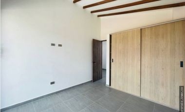 VENTA CASA 147 mts2 LA CEJA SECTOR DEL VALLES - D