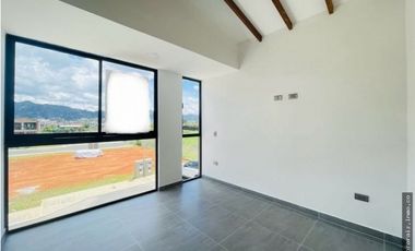 VENTA CASA 147 mts2 LA CEJA SECTOR DEL VALLES - D