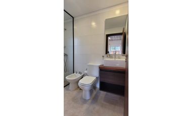 Departamento 3 Amb con patio y Garage A estrenar