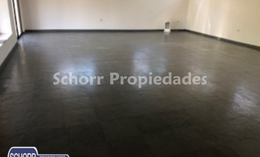 Oficina en Venta en Sitio de 5.000 m2 con oficinas entrada Loteo El Golf.
