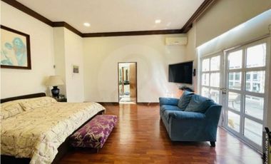 Casa en venta en Lomas de Tecamachalco