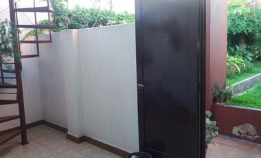 VENTA LOCAL C/2 CASAS DE 3 Y 4 AMB. S/AV. GAONA  MUY BUEN ESTADO