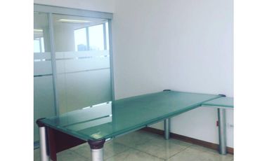 VENTA OFICINA PH F&F TOWER