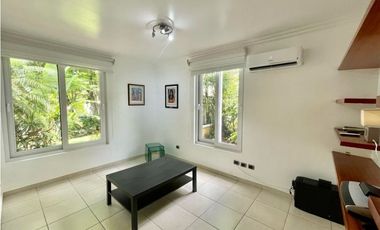 Se vende increíble casa en Camino de Cruces. (MM)