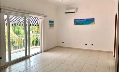 Se vende increíble casa en Camino de Cruces. (MM)