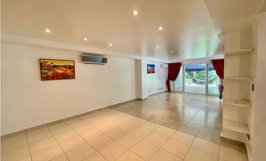 Se vende increíble casa en Camino de Cruces. (MM)