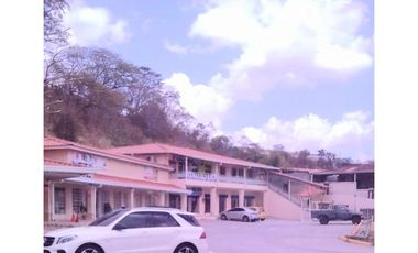 ALQUILO LOCAL BRISAS DEL GOLF PLANTA BAJA PLAZA COMERCIAL