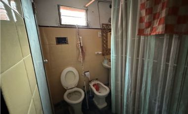 Vendo Locales y Departamentos en 1° de Mayo, Entre Ríos.