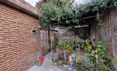 Casa PH en venta en Barrio Luna