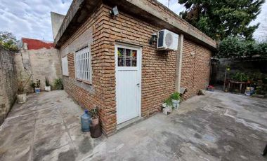 Casa PH en venta en Barrio Luna