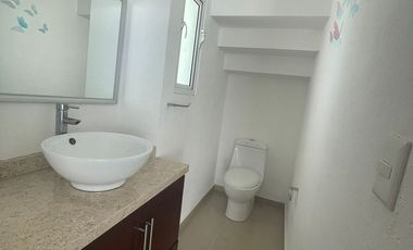 CASA  RENTA NUEVA * 5 RECAMARAS Y SOTANO - FRACC. SENDERO  * ALVARADO * VERACRUZ