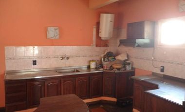PROPIEDAD DE DEPARTAMENTOS EN 3 PLANTAS. POSADAS MISIONES VENTA