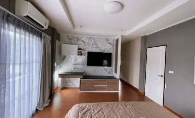 Good for Investor 4bedrooms4 3bathrooms