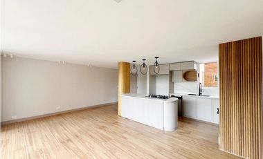 APARTAMENTO REMODELADO EL POBLADO SECTOR CASTILLA