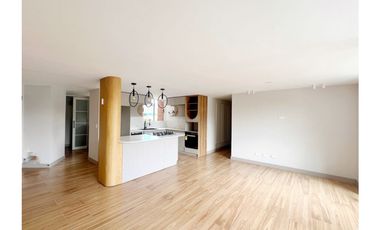 APARTAMENTO REMODELADO EL POBLADO SECTOR CASTILLA