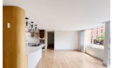 APARTAMENTO REMODELADO EL POBLADO SECTOR CASTILLA