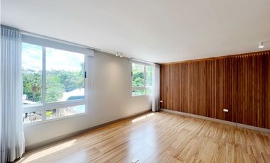 APARTAMENTO REMODELADO EL POBLADO SECTOR CASTILLA