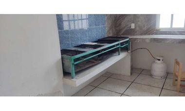 Excelente local comercial a pie de vía corta santa Ana Tlax