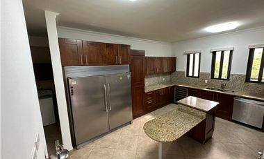 APARTAMENTO EN CLAYTON EMBASSY CLUB cv