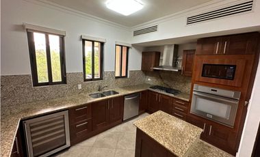 APARTAMENTO EN CLAYTON EMBASSY CLUB cv