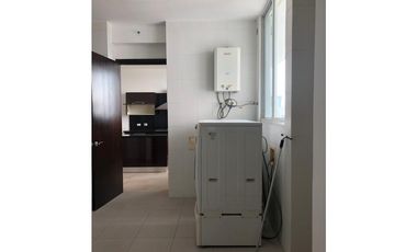 SE ALQUILA BELLO Y AMPLIO APTO LINEA BLANCA EN COSTA DEL ESTE