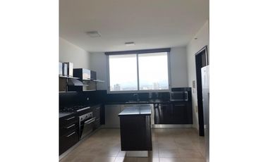 SE ALQUILA BELLO Y AMPLIO APTO LINEA BLANCA EN COSTA DEL ESTE