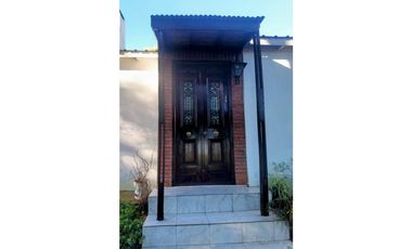 Se vende casa en Playa Chapadmalal-  Chapadmalal