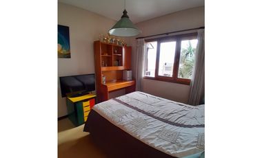 Casa 4 ambientes con dependencia — Zona San Carlos