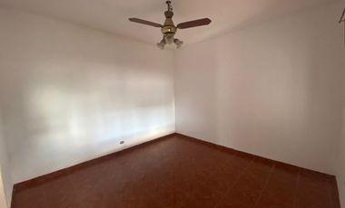 Casa PH en venta en Quilmes Este