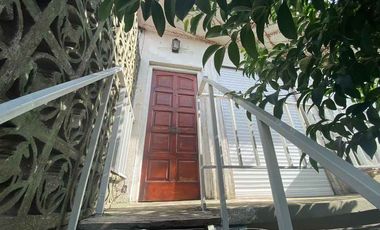 Casa PH en venta en Quilmes Este