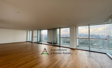 Espectacular PH en Venta (Tres Cumbres)