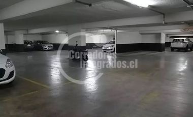 Estacionamiento en Venta en Merced / Miraflores, Santiago