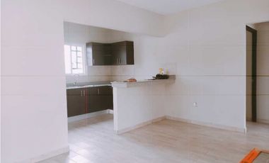 Alquilo espaciosa residencia en Palmera Village, Boquerón