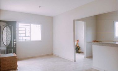 Alquilo espaciosa residencia en Palmera Village, Boquerón