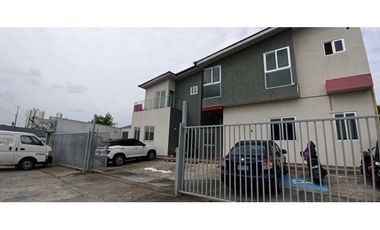 SE VENDEN  DUPLEX EN PARQUE LEFEVRE |  128MT2