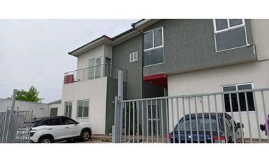SE VENDEN  DUPLEX EN PARQUE LEFEVRE |  128MT2