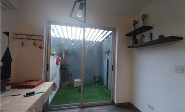 SE VENDEN  DUPLEX EN PARQUE LEFEVRE |  133MT2