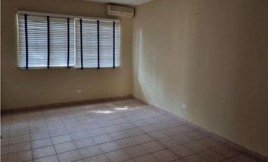 Venta de casa en Coronado (Club de Golf) GTA
