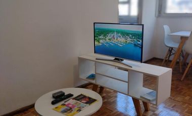 Esmeralda al 800. Departamento  2 ambientes Amueblado