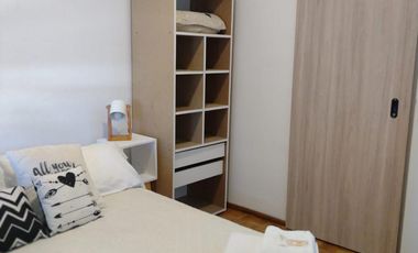 Esmeralda al 800. Departamento  2 ambientes Amueblado