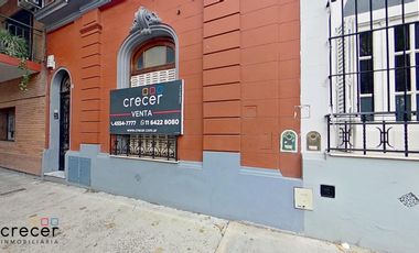 Hermosa casa de epoca de 4 ambientes con terraza y patio