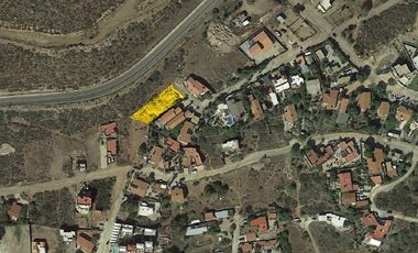 Large lot with ocean view, ideal for building a vacation home or Airbnb
