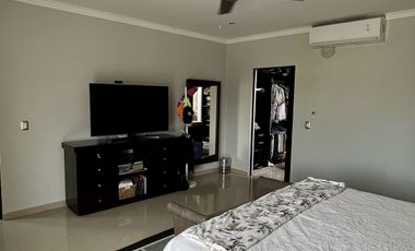 CASA DE 4 RECAMARAS EN PLAYA DEL CARMEN