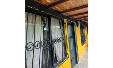 Se Vende Finca abordo de carretera en Ulloa Valle