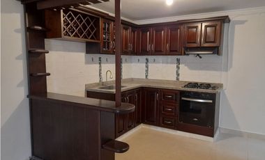 Casa de dos pisos en venta Barrio El Bosque Palmira Valle Colombia