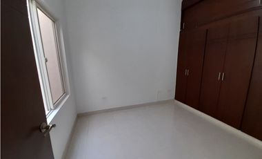 Casa de dos pisos en venta Barrio El Bosque Palmira Valle Colombia