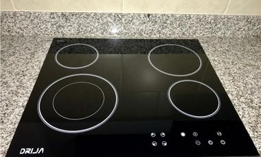 Se alquila apartamento en Avenida Balboa $900