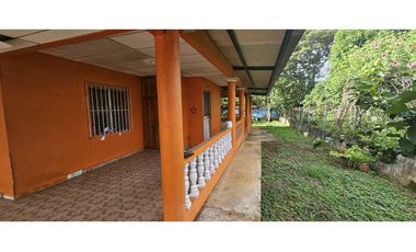VENDO.CASA.EN ALGARROBO
